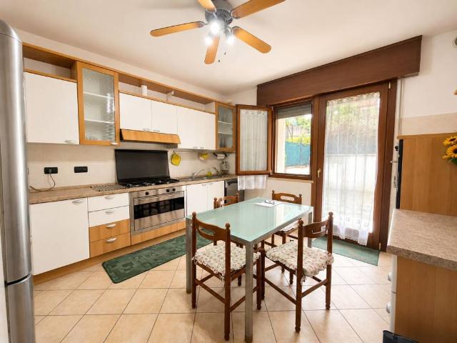 Villa Schiera in vendita a Mulazzano, Coriano