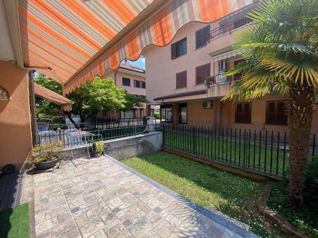 Villa Schiera in vendita a Cascina Croce, Cornaredo