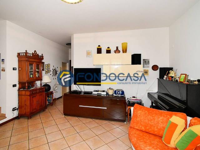 Villa Schiera in vendita a Cornegliano Laudense, Lombardia