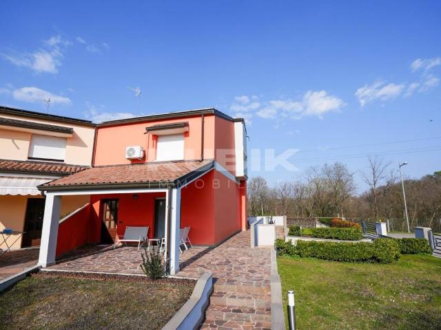 Villa Schiera in vendita a Corno Di Rosazzo, Friuli-Venezia Giulia
