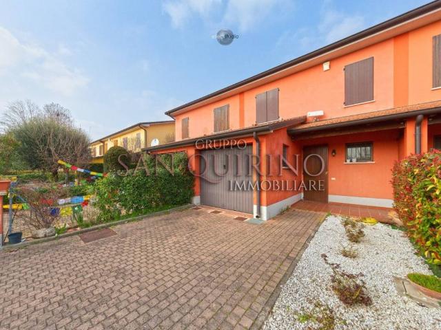 Villa Schiera in vendita a Pianura Reggiana, Re