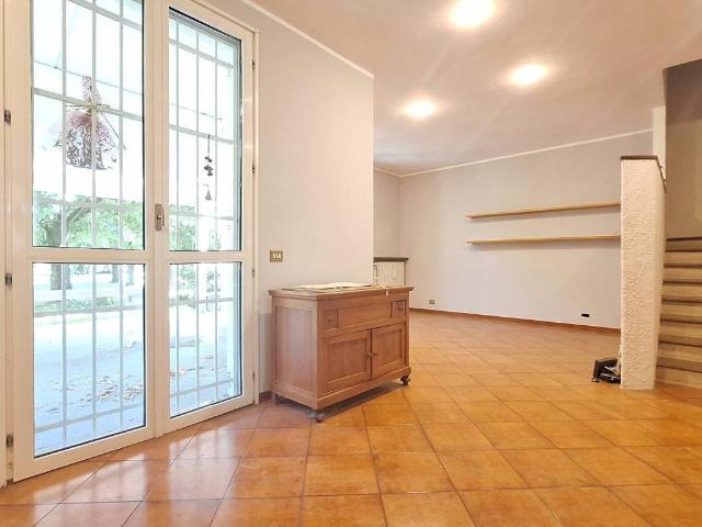 Villa Schiera in vendita a Pianura Reggiana, Re