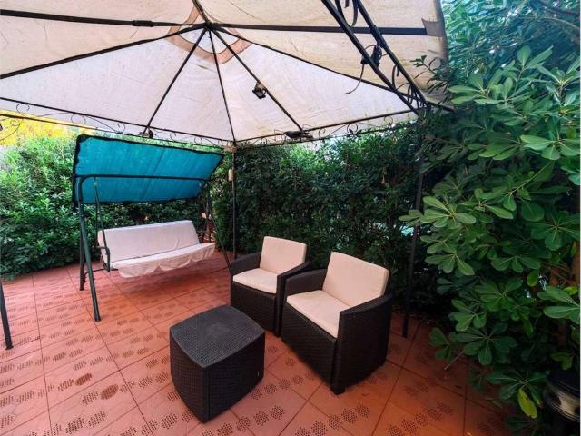Villa Schiera in vendita a Pianura Reggiana, Re