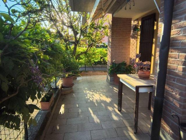 Villa Schiera in vendita a Pianura Reggiana, Re