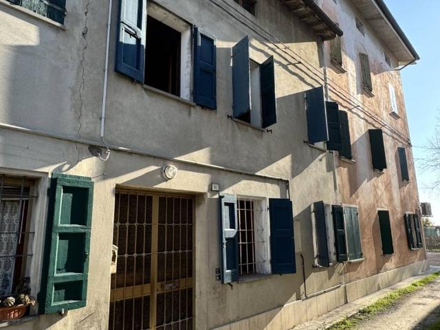 Villa Schiera in vendita a Pianura Reggiana, Re