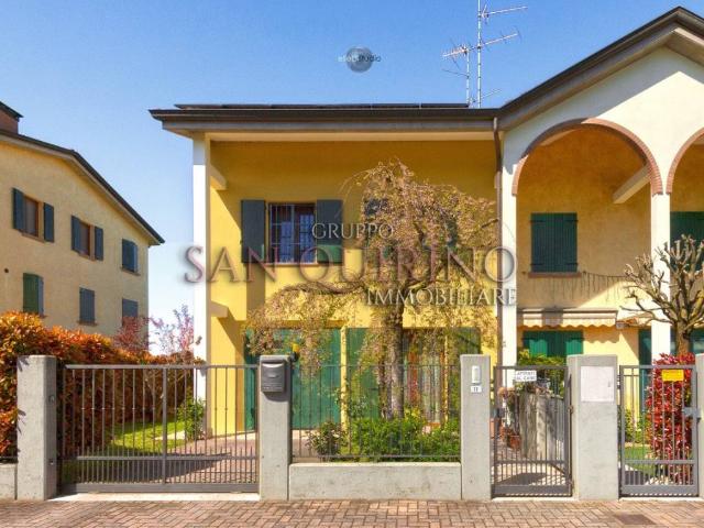 Villa Schiera in vendita a Pianura Reggiana, Re