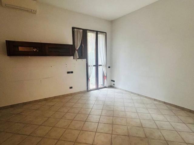 Villa Schiera in vendita a Molinetto di Lorenteggio, Corsico