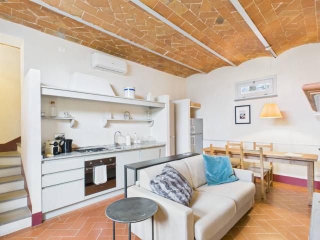 Villa Indipendente in vendita a Monsigliolo, Cortona