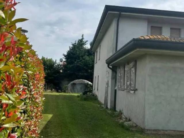 Villa Schiera in vendita a Costa Di Rovigo, Veneto