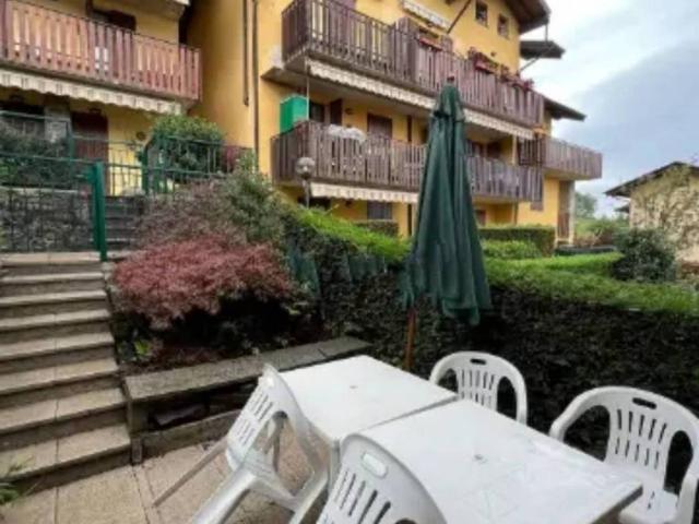 Villa Schiera in vendita a Comunità Montana della Valle Brembana, Costa Di Serina