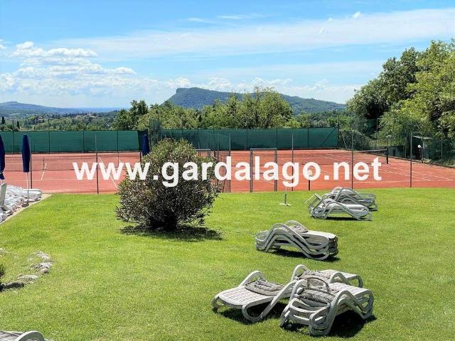Villa Schiera in vendita a Castion Veronese, Costermano