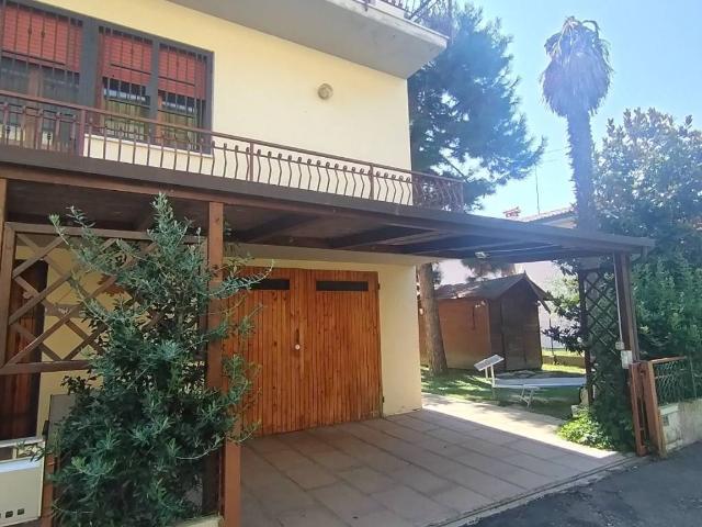 Villa Schiera in vendita a Unione dei comuni della Bassa Romagna, Cotignola