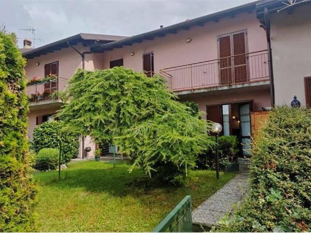Villa Schiera in vendita a Maggio, Cremeno
