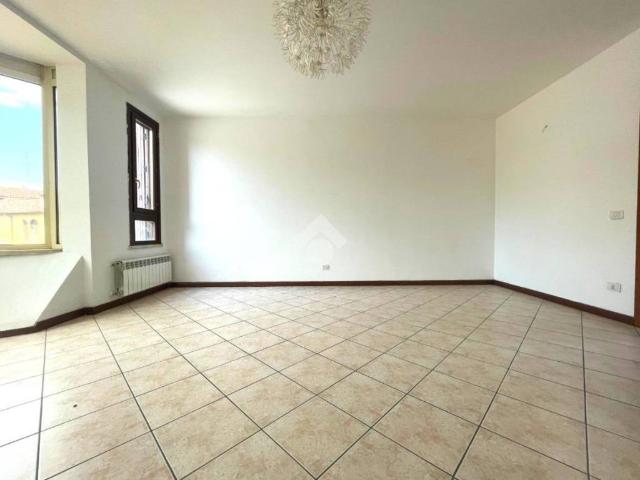 Villa Schiera in vendita a Battaglione, Cremona
