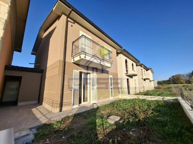 Villa Schiera in vendita a Zona Po, Cremona