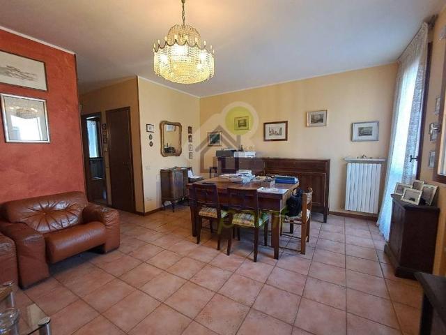 Villa Schiera in vendita a Cavatigozzi, Cremona