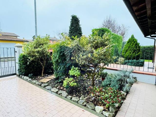 Villa Schiera in vendita a Battaglione, Cremona