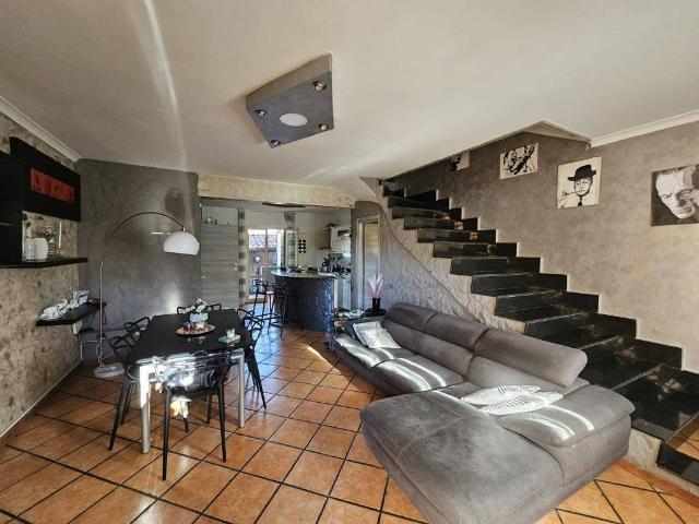 Villa Schiera in vendita a Crispano, Campania