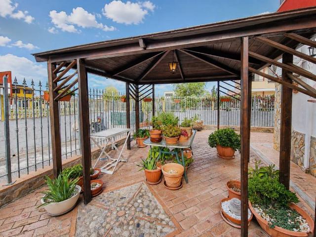 Villa Schiera in vendita a Calabria, Crotone