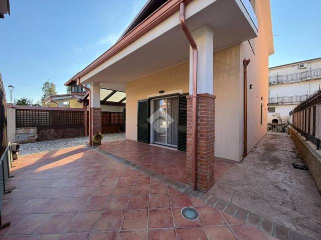 Villa Indipendente in vendita a Farina, Crotone