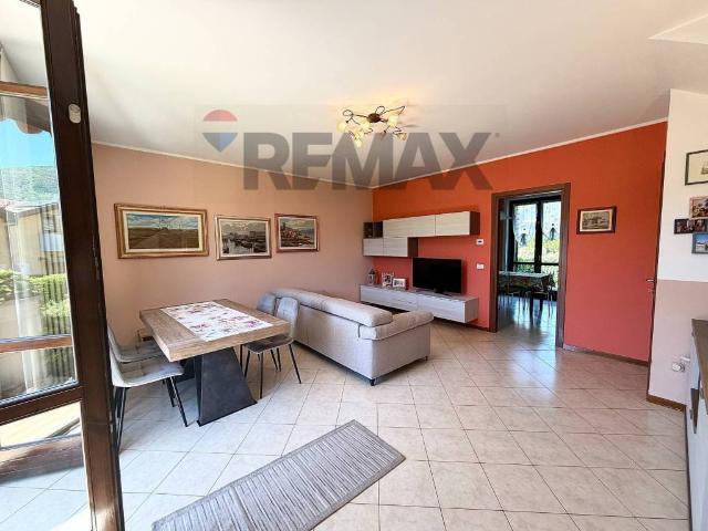 Villa Schiera in vendita a Comunità Montana del Piambello, Cugliate Fabiasco