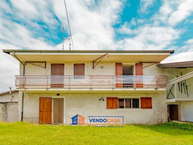 Villa Schiera in vendita a Tetto Cavallo, Piemonte