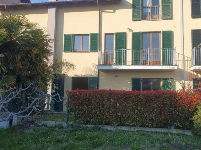 Villa Schiera in vendita a Piemonte, Cuneo