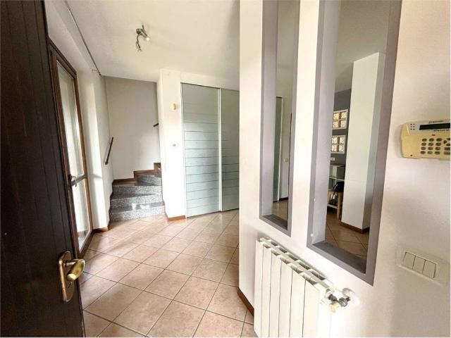Villa Schiera in vendita a Piemonte, Novara