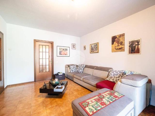 Villa Schiera in vendita a San Silvestro, Curtatone