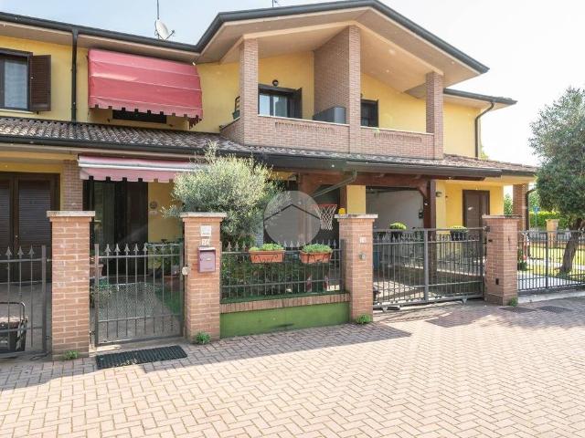 Villa Schiera in vendita a Eremo, Curtatone