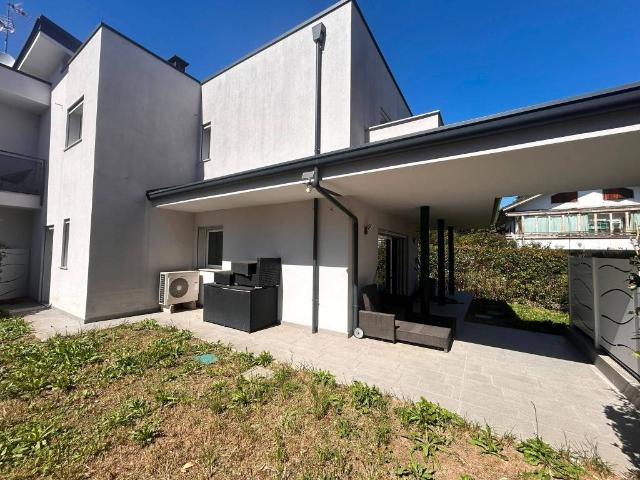 Villa Schiera in vendita a Cascina Santa Maria Fenino, Cusago