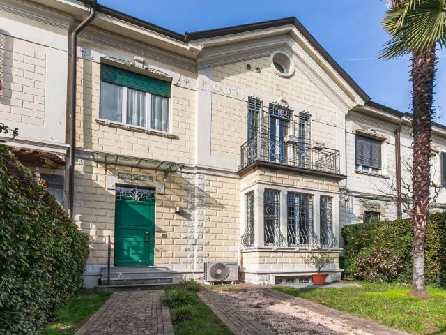 Villa Schiera in vendita a Zona Omogenea Milano Nord, Cusano Milanino