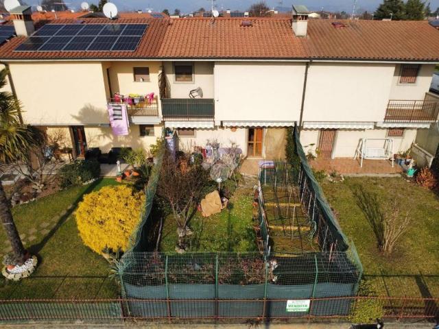 Villa Schiera in vendita a Mariano al Brembo, Dalmine