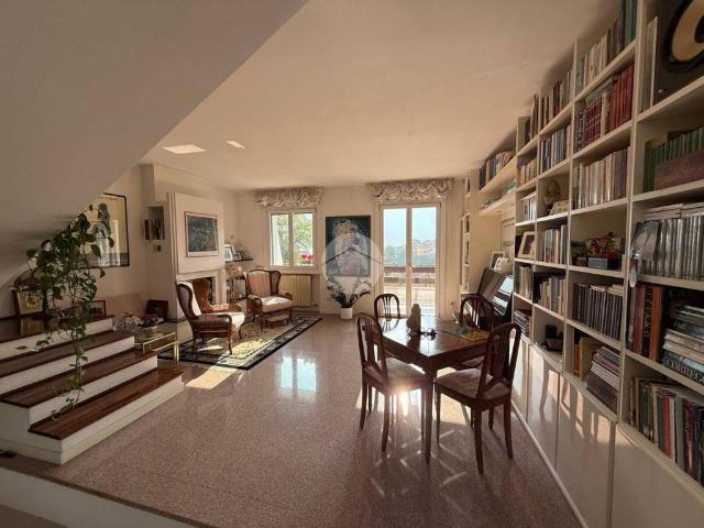 Villa Schiera in vendita a Darfo, Brescia