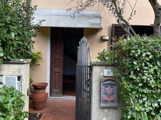 Villa Schiera in vendita a Dicomano, Toscana