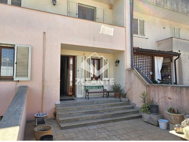 Villa Schiera in vendita a Puglia, Lecce