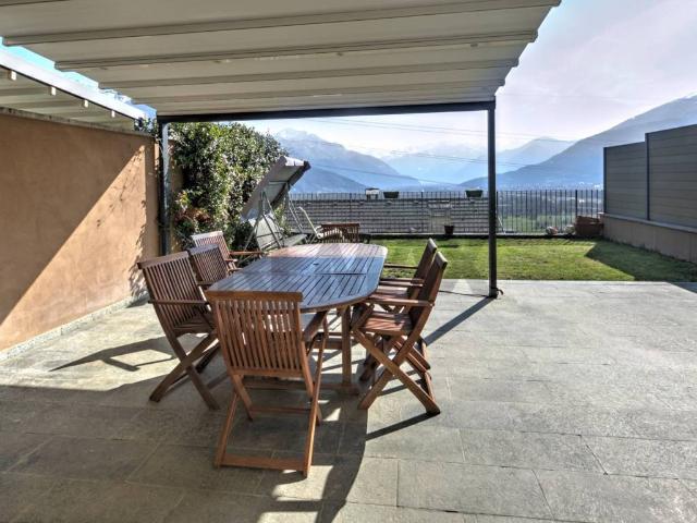 Villa Schiera in vendita a Piemonte, Verbano-cusio-ossola