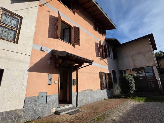 Villa Schiera in vendita a Piemonte, Novara