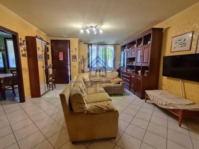 Villa Schiera in vendita a Dosolo, Lombardia
