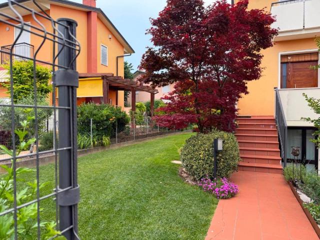 Villa Schiera in vendita a Dueville, Veneto