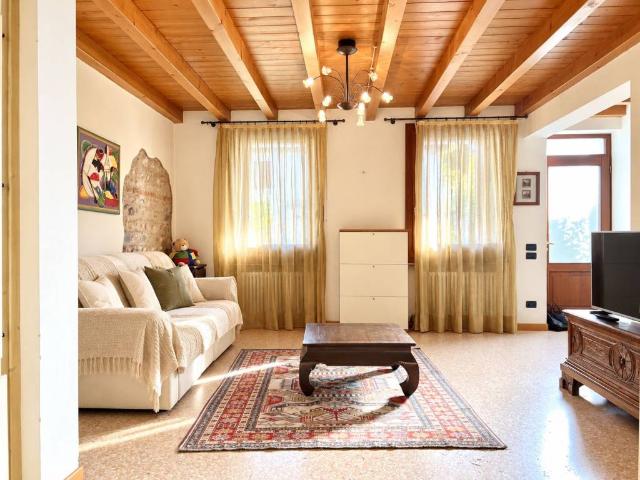 Villa Schiera in vendita a Passo di Riva, Dueville