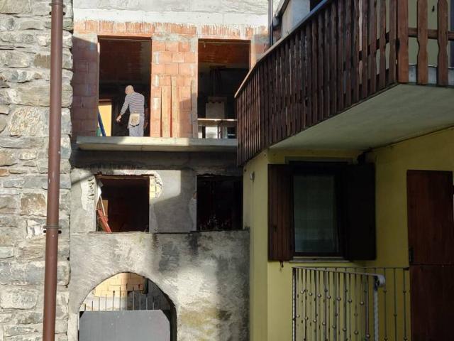 Villa Schiera in vendita a Comunità montana della valle Camonica, Edolo