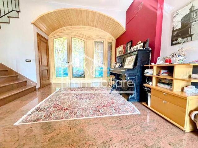 Villa Schiera in vendita a Unione dei Comuni Circondario dell'Empolese Valdelsa, Empoli