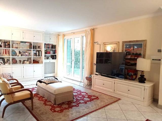 Villa Schiera in vendita a Unione dei Comuni Circondario dell'Empolese Valdelsa, Empoli
