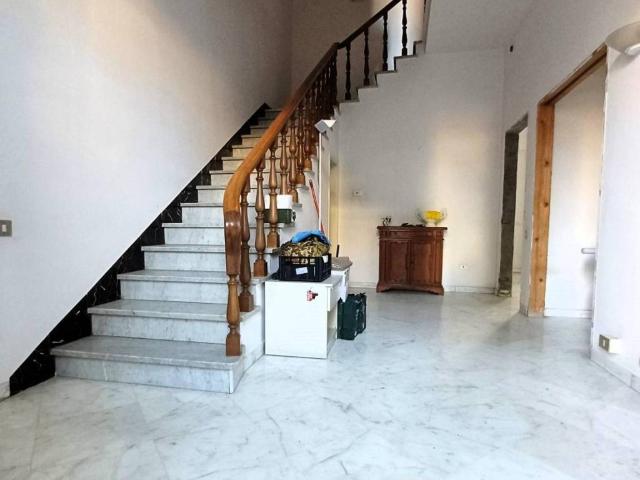Villa Schiera in vendita a Unione dei Comuni Circondario dell'Empolese Valdelsa, Empoli