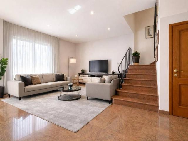 Villa Schiera in vendita a Unione dei Comuni Circondario dell'Empolese Valdelsa, Empoli