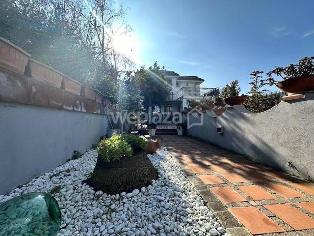 Villa Schiera in vendita a Ercolano, Campania