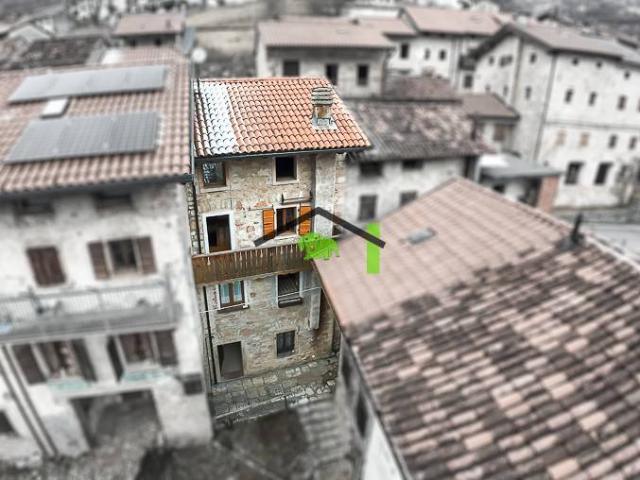 Villa Schiera in vendita a Erto E Casso, Friuli-Venezia Giulia