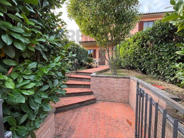 Villa Schiera in vendita a Colonnetta, Fabro