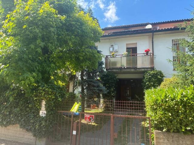 Villa Schiera in vendita a Unione della Romagna Faentina, Faenza